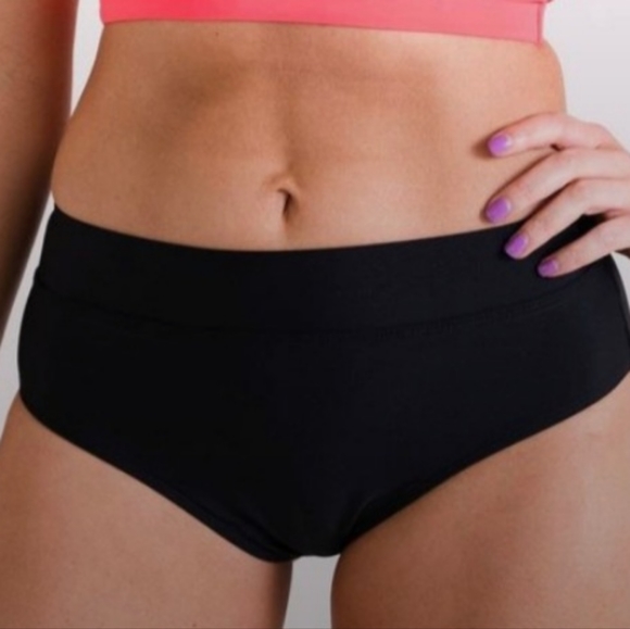 NWT Women's Two-Piece Midkini Hot Pink Top  Mid-Rise Brief Black Bottom Swimsuit - Picture 2 of 7